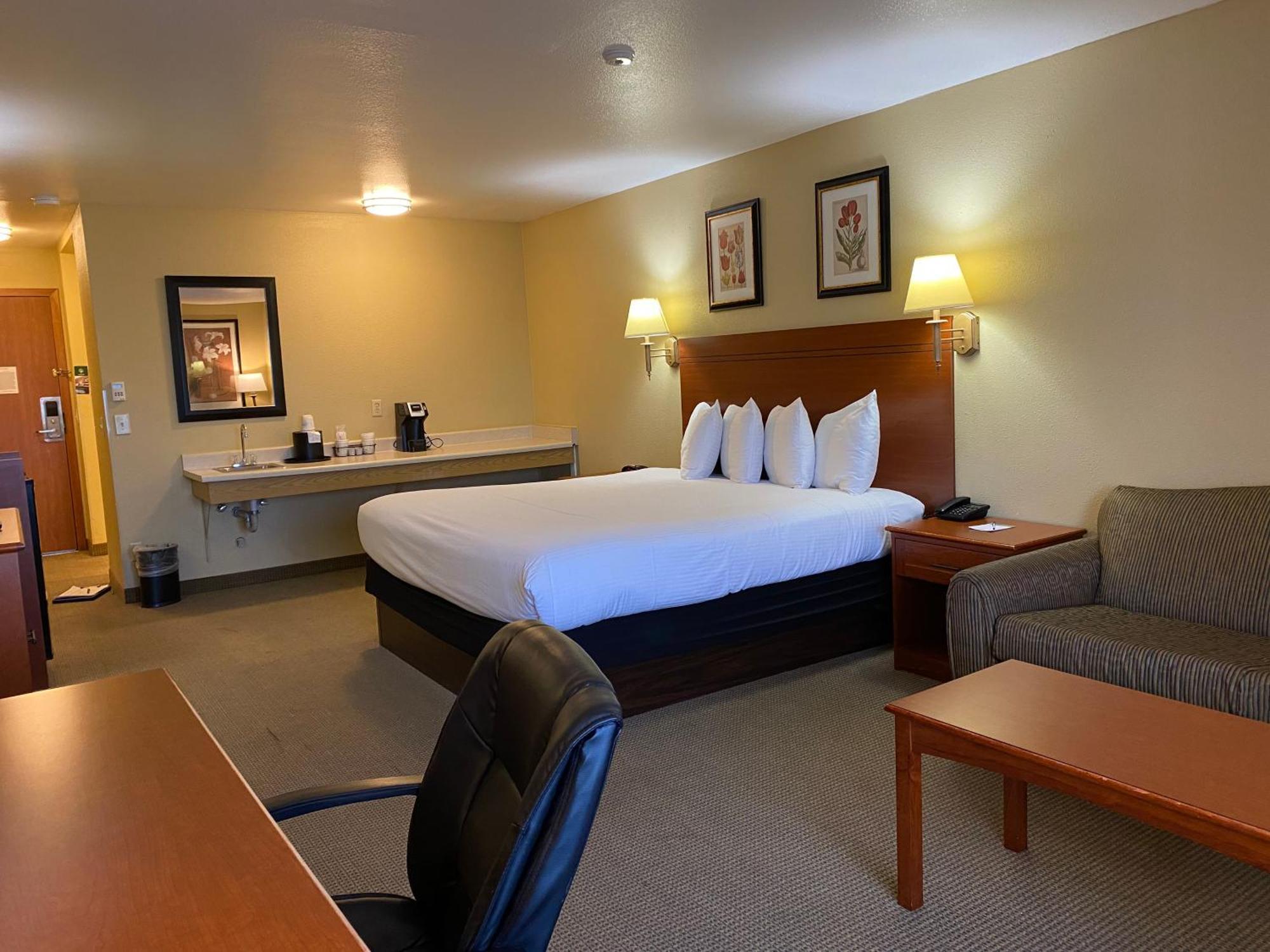 Wingate By Wyndham 3*